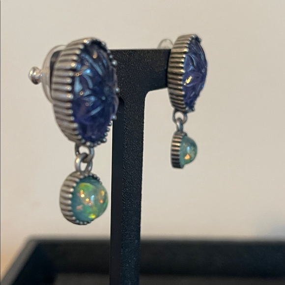 Vintage Avon Molded Blue Lucite & Faux Opal Drop Earrings (Pierced) - Picture 4 of 7